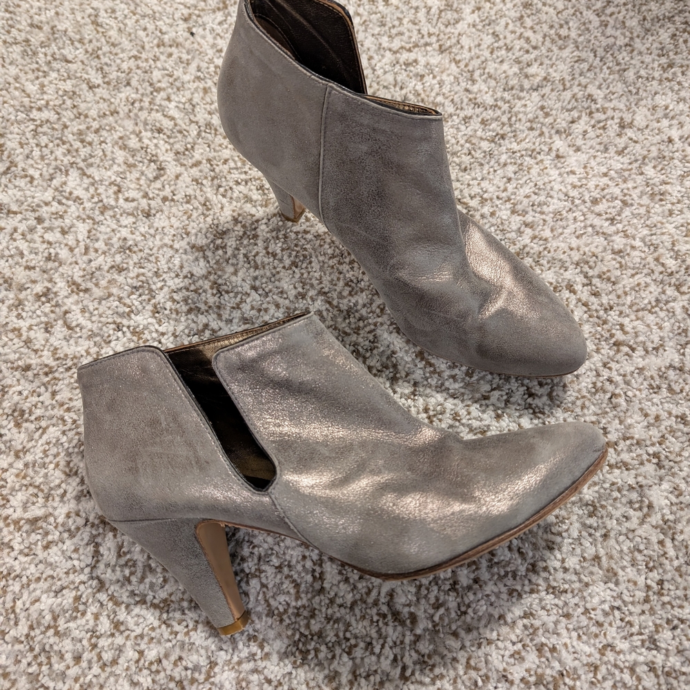 Sleek Silver Heeled Boots with Side Slit
